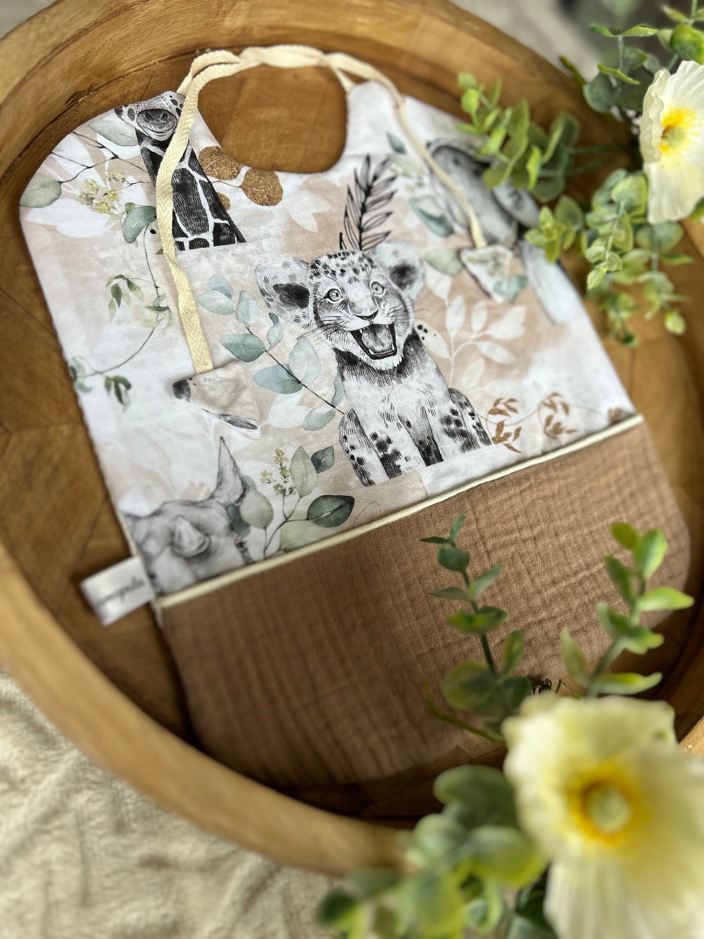 Bavoir taille M « lionceau» avec choix de couleur