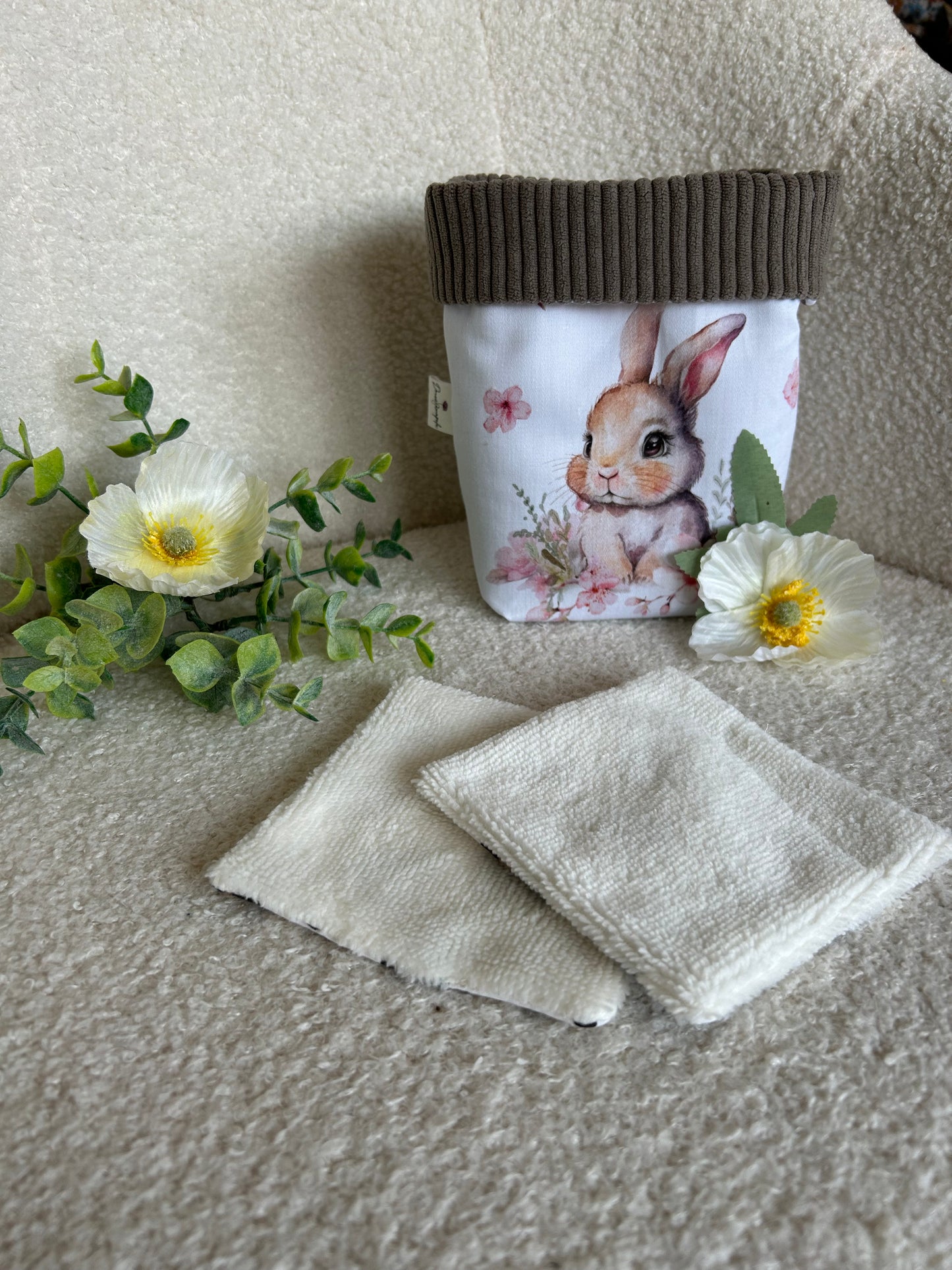 Panière tissu taille M – Thème animaux «lapin fleur rose »